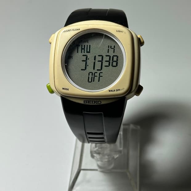 SEIKO digital