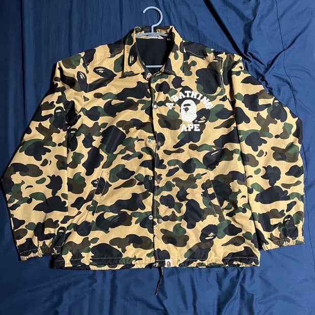 베이프 코치자켓