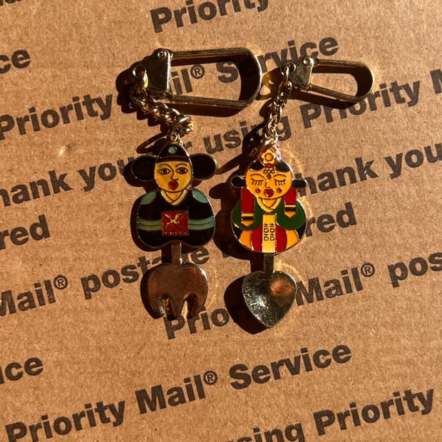 90s vtg Korea Wedding Keyring (Set)