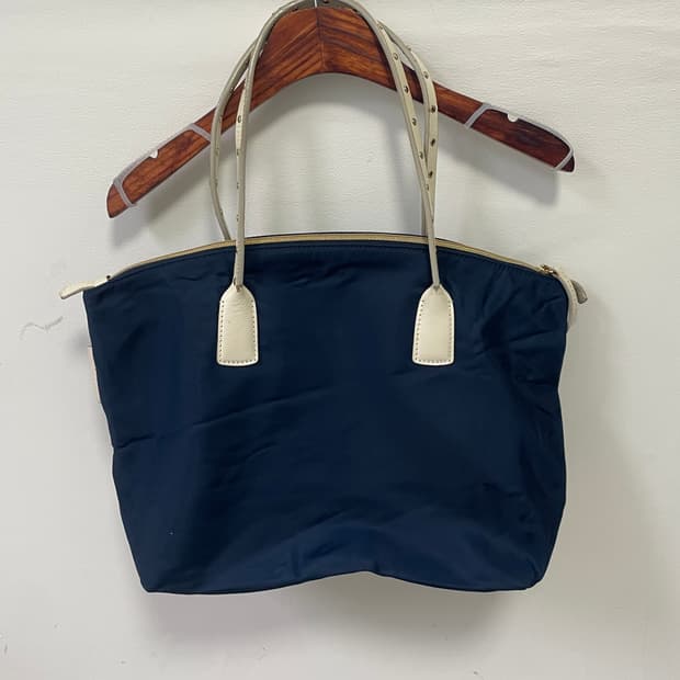 로베르타 디 카메리노 스터드 나일론 토트백