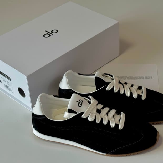 alo 알로 선셋 스니커즈(정품)