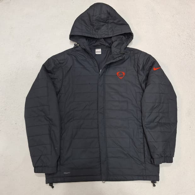 나이키  레트로퀼팅 바람막이L