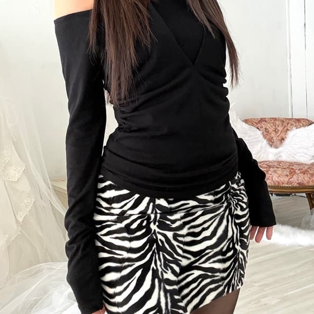 Zebra patterned mini skirt 
