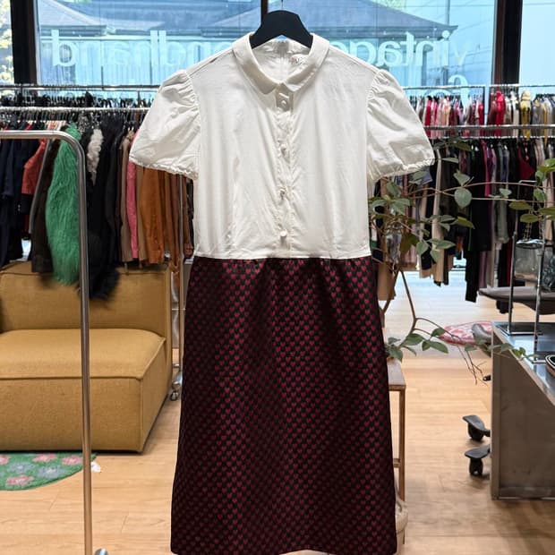 레드 발렌티노 화이트 앤 레드 블랙 하트 자카드 원피스