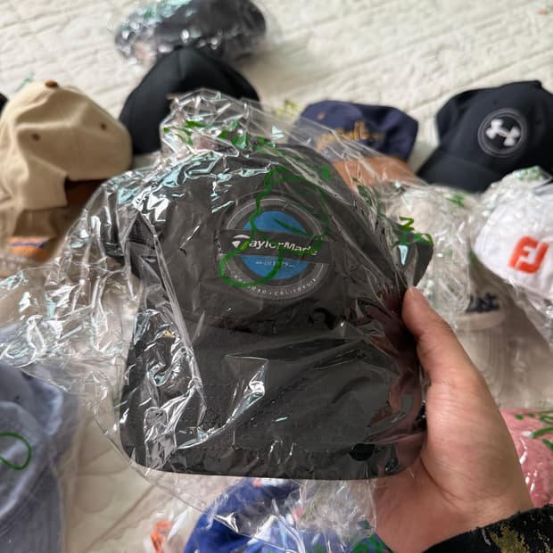 19번) 해외바잉 or 국내매장구매 모자들 볼캡, 헌팅캡, 이어플랩캡 등