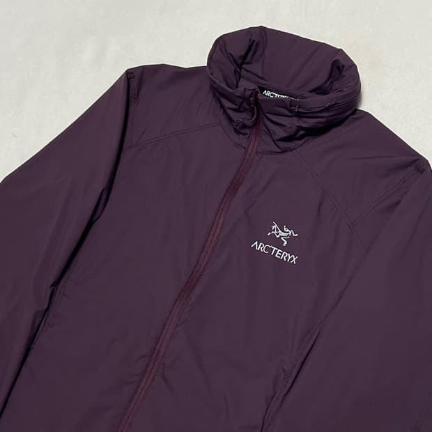 아크테릭스 후드내장 바람막이