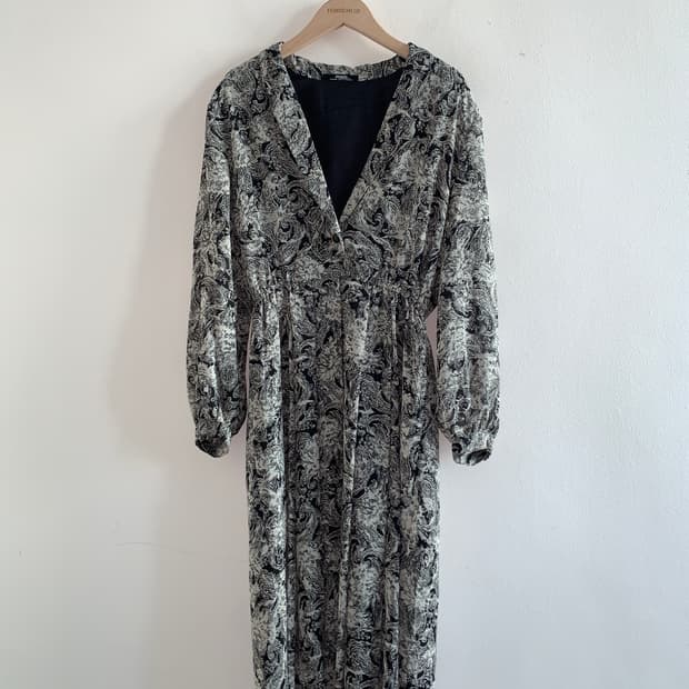 Oriental v collar dress