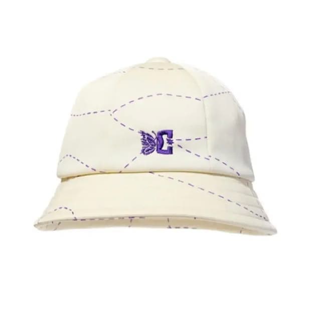 니들스 X DC 화이트 버킷햇