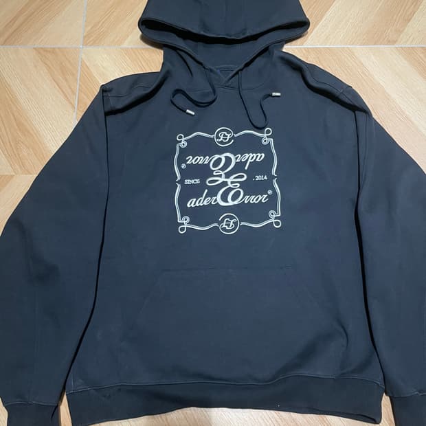 아더에러 22FW Decal 후드 데칼 후드