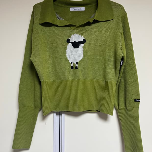팬시클럽 크롭 니트