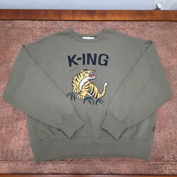 더킹아카이브 타이거 자수 루즈핏 맨투맨 XL