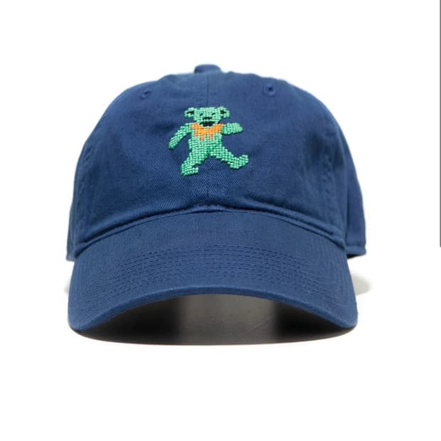 스매더스앤브랜슨 댄싱베어 니들포인트 모자 네이비