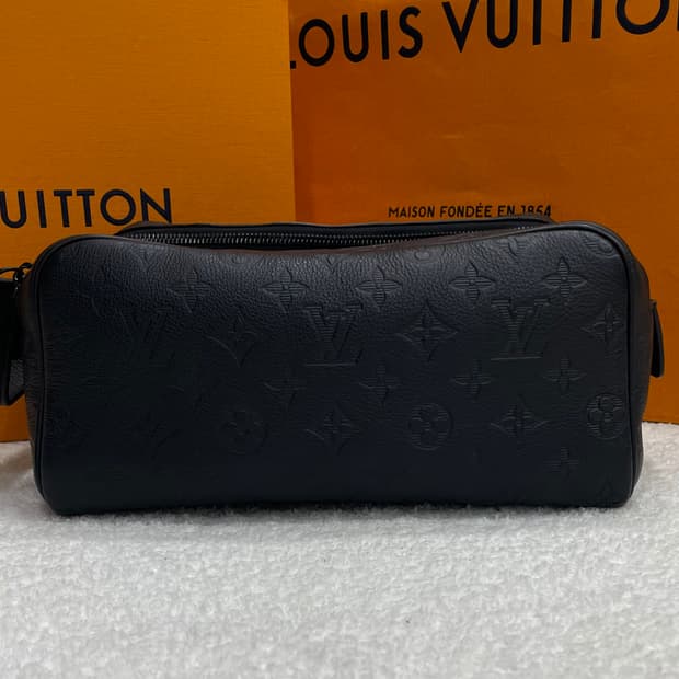 [ S급 ] 루이비통 쉐도우 모노그램 돕키트 도프키트 