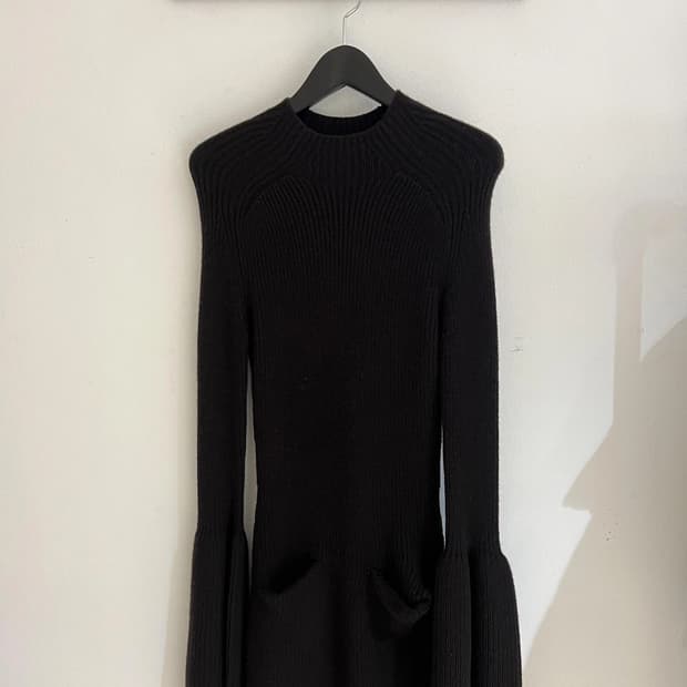 알렉산더왕니트