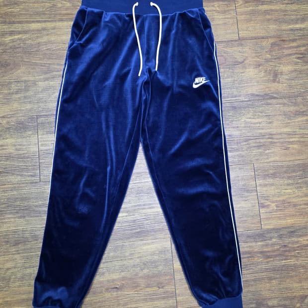 나이키 벨루어 벨벳패ㆍ츠