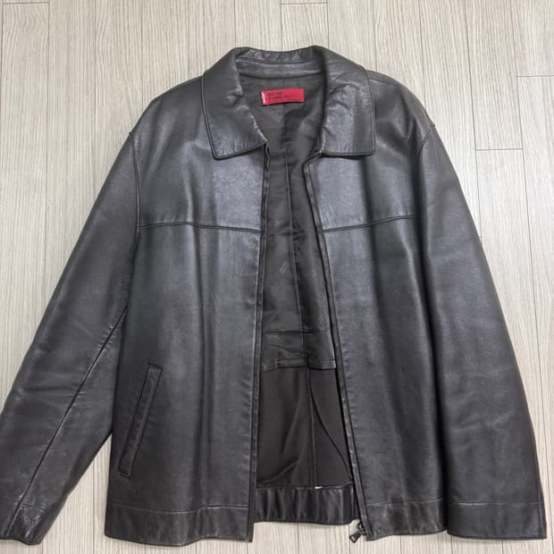 Levi’s red tab leather jacket