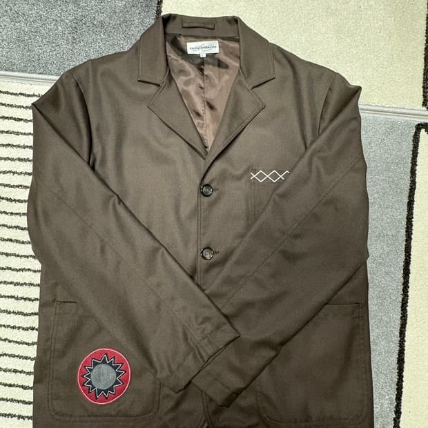 까르네볼렌테 블레이저 L 사이즈 판매