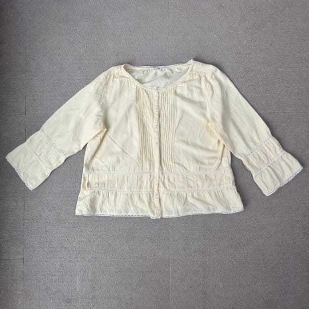 사만사모스 모리걸 핀턱 레이스블라우스