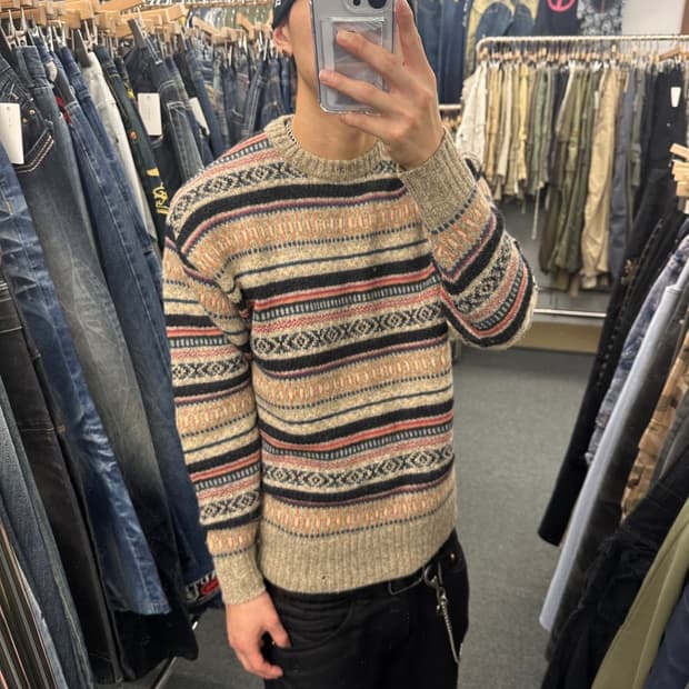 [M] 맥그리거 패턴 니트