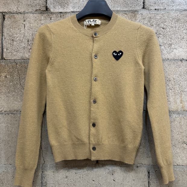 꼼데가르송 블랙 하트 니트 가디건