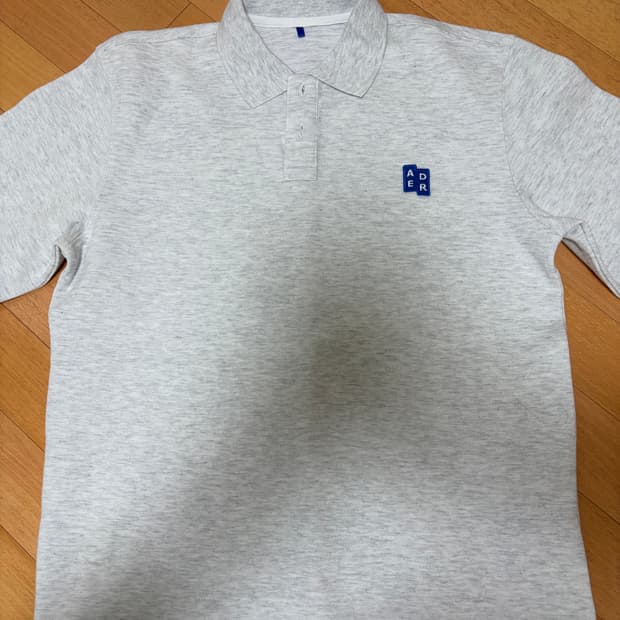 아더에러 폴로 티셔츠 S 팝니다