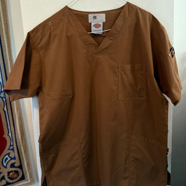 Dickies x FOLK Terracotta 메디컬 스크럽 