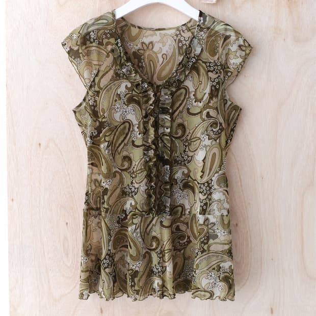 paisley frill half blouse