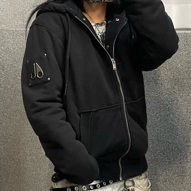 Mousse Knuckle Classic Bunny Hood Zip-Up