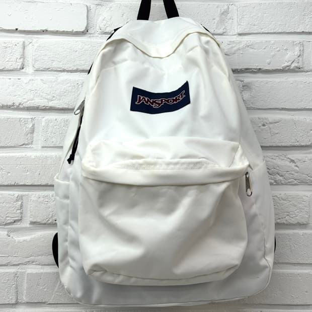 잔스포츠 화이트 백팩