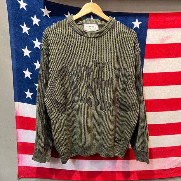 크리틱 니트 스웨터