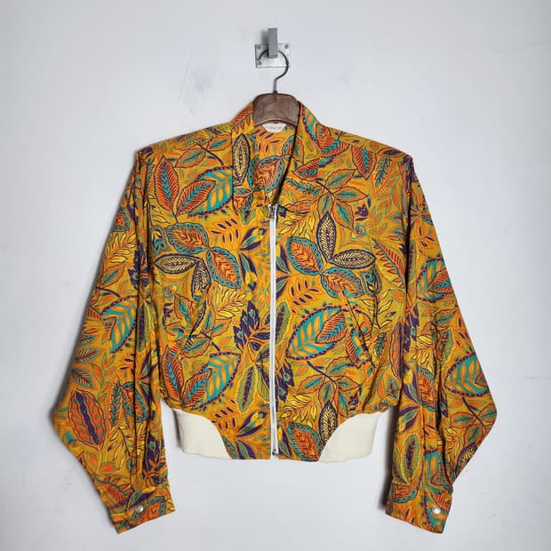 FRANCHIR 보태니컬 리프 패턴 크롭 블루종