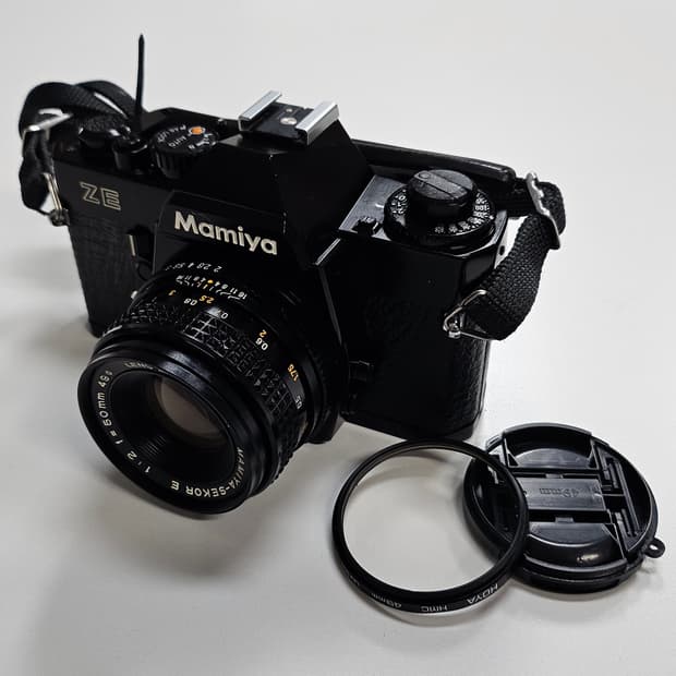 작례 최고급형 Z의 시작 마미야 ze + 1:2 50mm 필름카메라 빈티