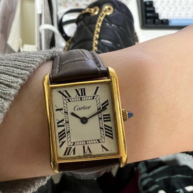 까르띠에 빈티지 탱크 수동 무브먼트