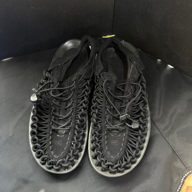 Keen 킨 샌들 유니크 블랙 270mm