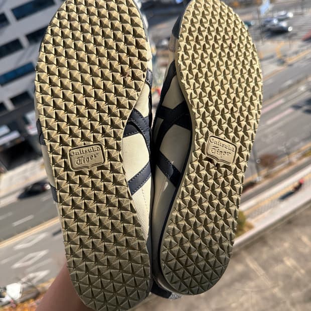 오니츠카타이거 멕시코66 버치