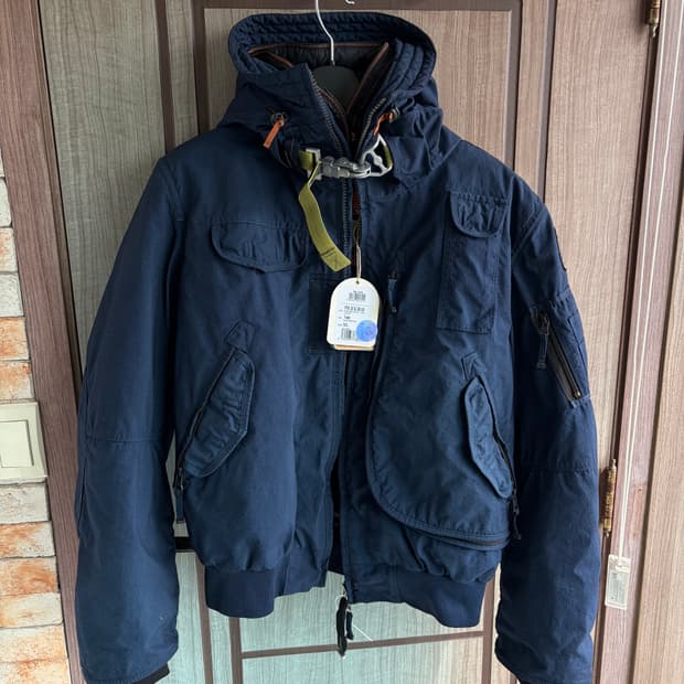 새상품(XL)파라점퍼스 고비 리로드 다운 패딩 네이비