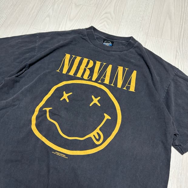 [XL] NIRVANA 너바나 스마일리 밴드 티셔츠