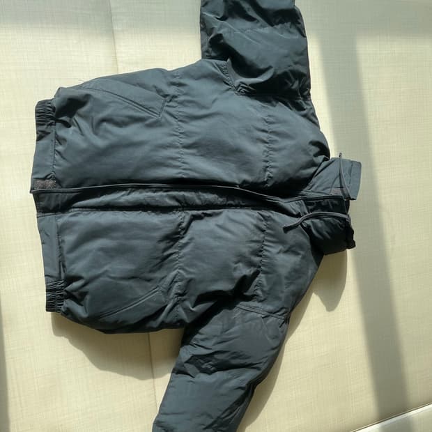 [M]20fw 피오갓 에센셜 푸퍼 퍼퍼 패딩 블랙