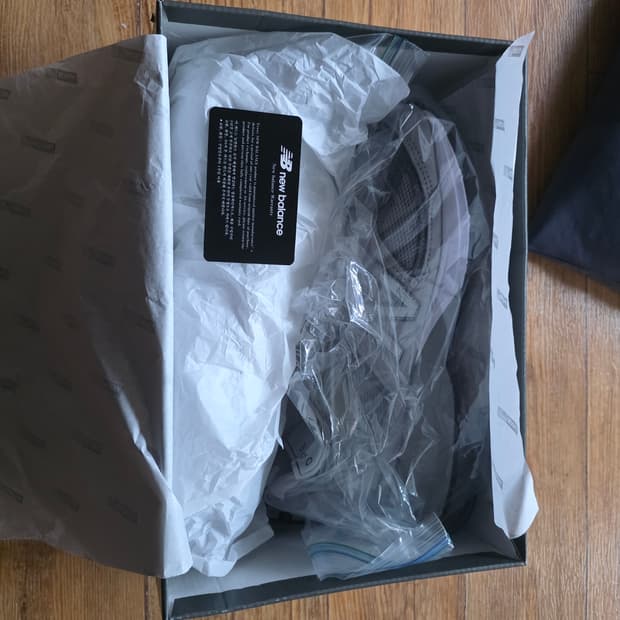 뉴발란스 990v5[275]