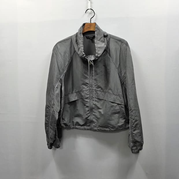 1839 [온앤온] 배색 크롭 점퍼 1