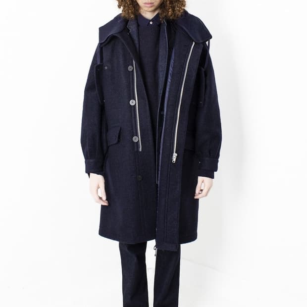 도큐먼트 울파카 네이비 미듐