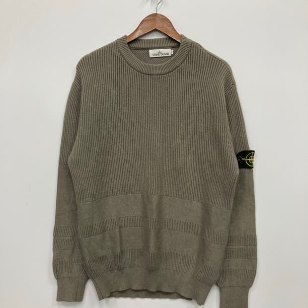 스톤아일랜드 니트