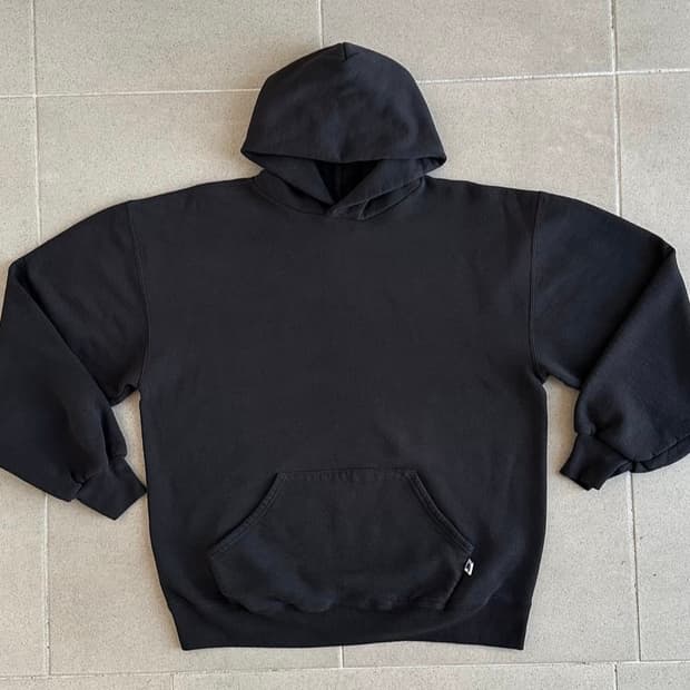 17supply에서 구매한 러셀 usa 후드티 판매합니다