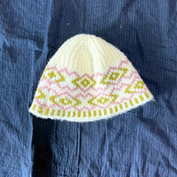 핸드메이드 노르딕 패턴 비니