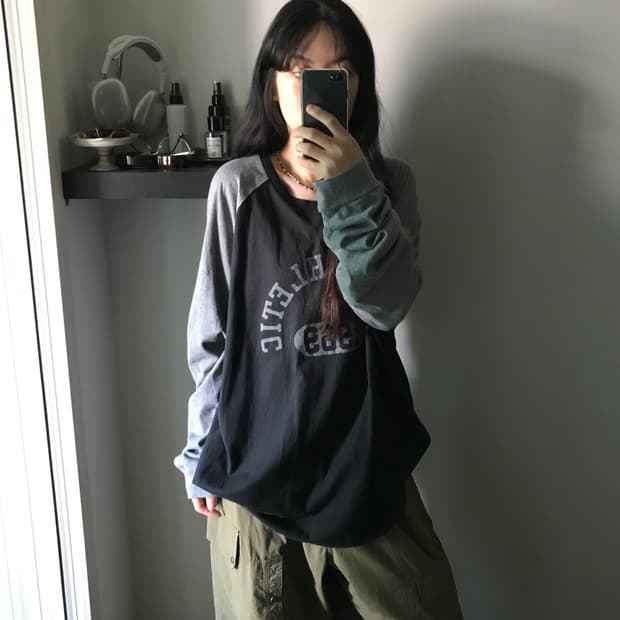 GAP 갭 중앙 프린팅 나그랑 긴팔티