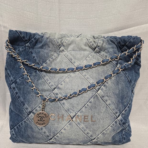 샤넬22백  데님