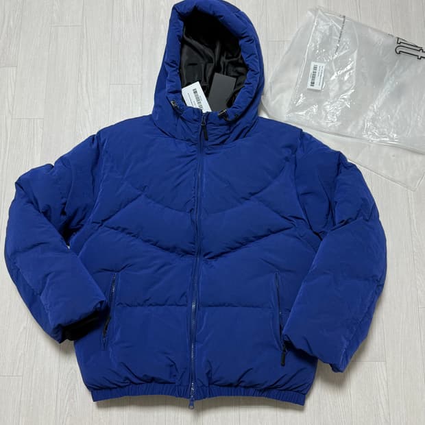 버던트 컷블럭 퀼팅 후드 패딩 점퍼