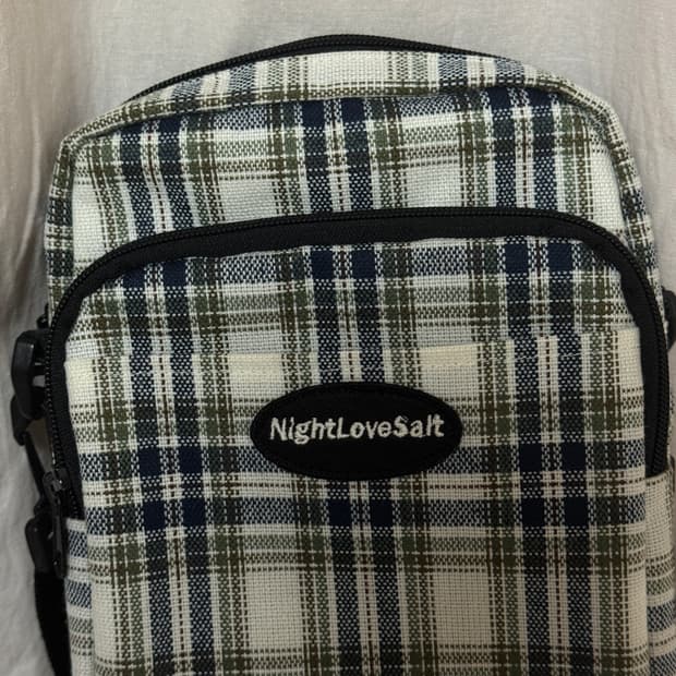 나잇러브솔트 크로스백 아이보리