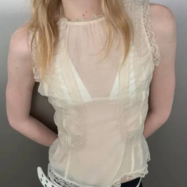 자라 레이스 라인 버튼 블라우스 XS