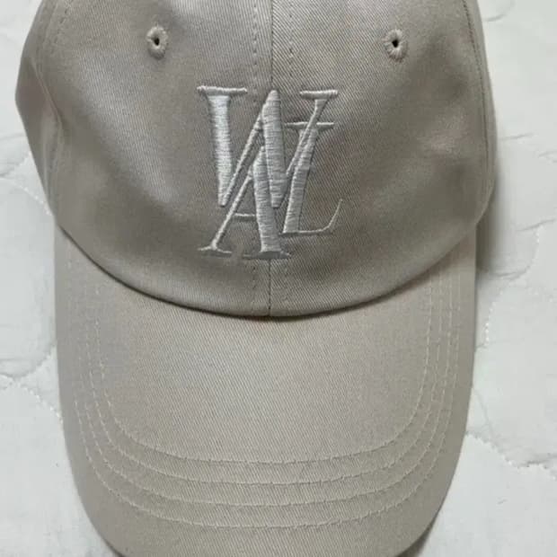 우알롱 시그니처 로고 볼캡-웜베이지